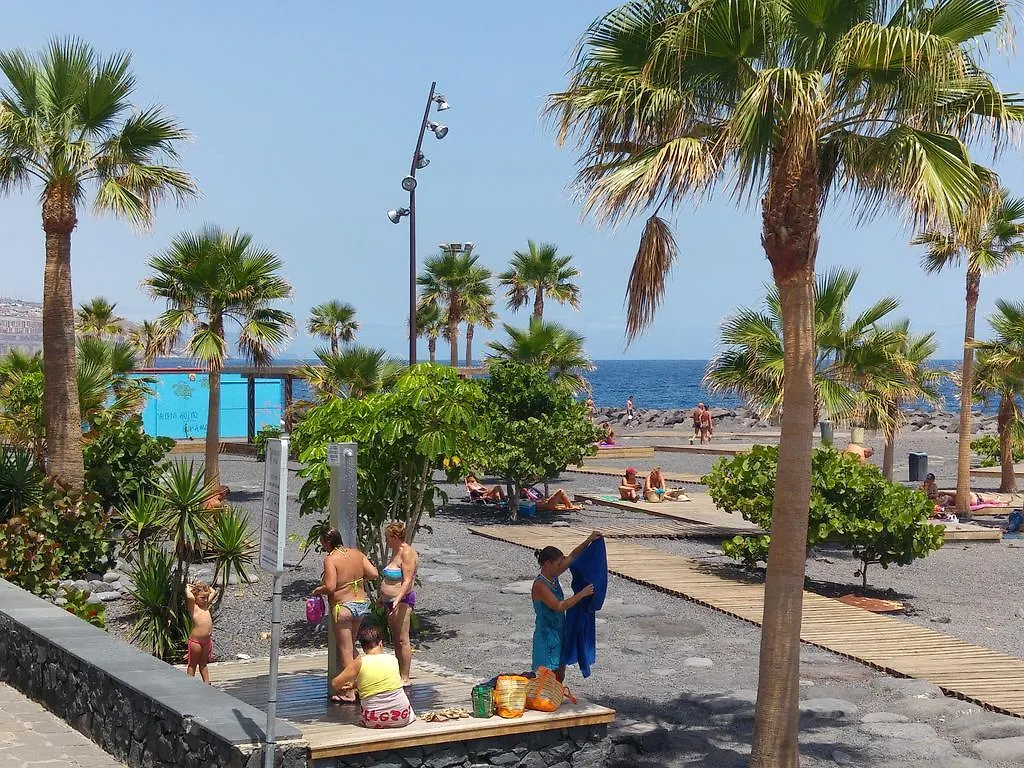 The Happiness Penthouse Dream Holiday At 100M Beach Candelaria 0*,  Spagna